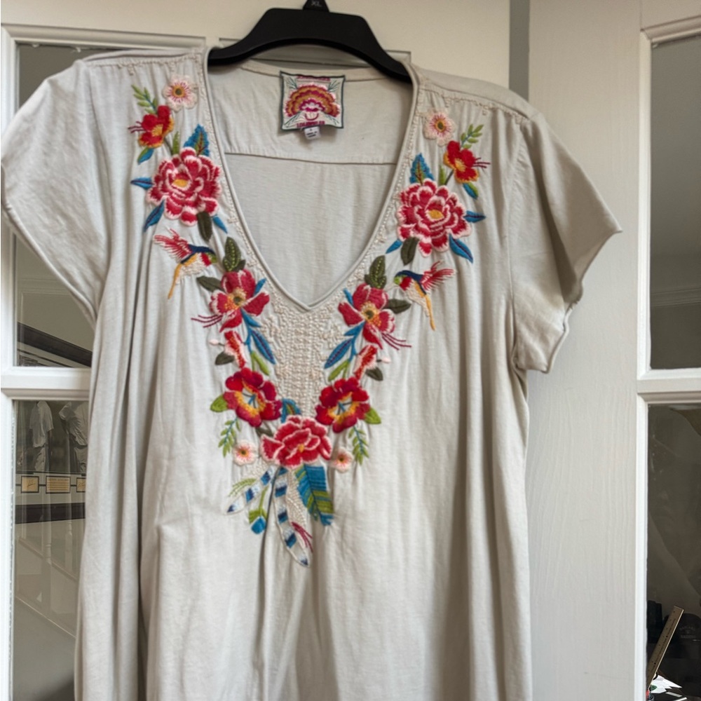 Johnny Was embroidered cotton top large